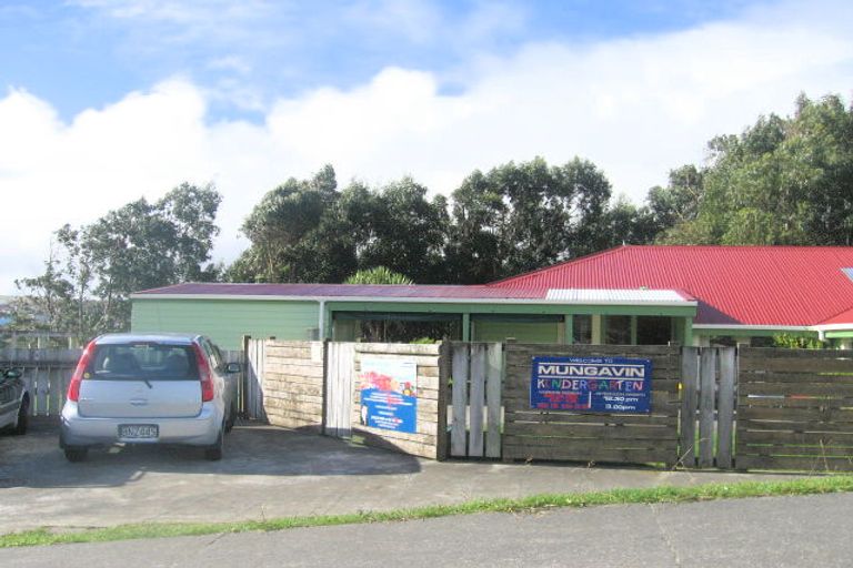Photo of property in 23 Awatea Street, Ranui, Porirua, 5024