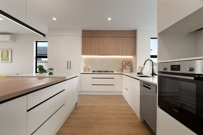 Photo of property in 24 Josh Road, Huapai, Kumeu, 0810