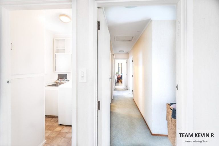 Photo of property in 28 Brightwell Street, Papakura, 2110