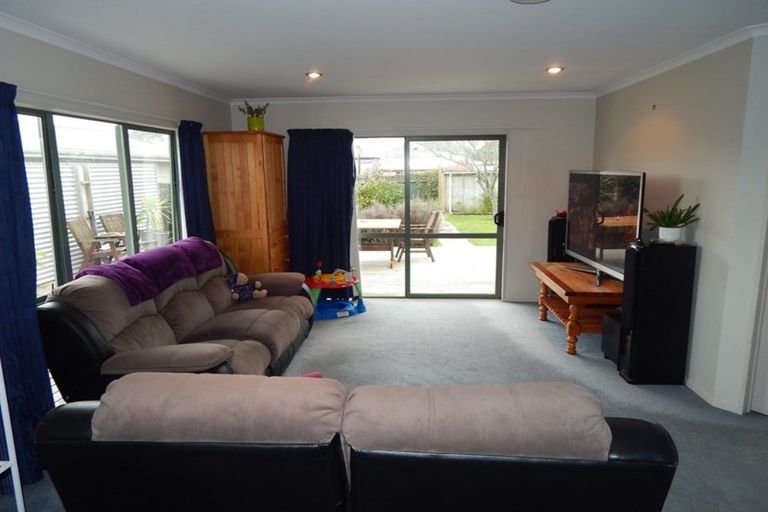 Photo of property in 29 Russell Street, Westport, 7825