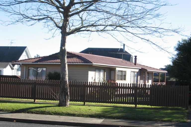 Photo of property in 107 Wattle Farm Road, Wattle Downs, Auckland, 2103