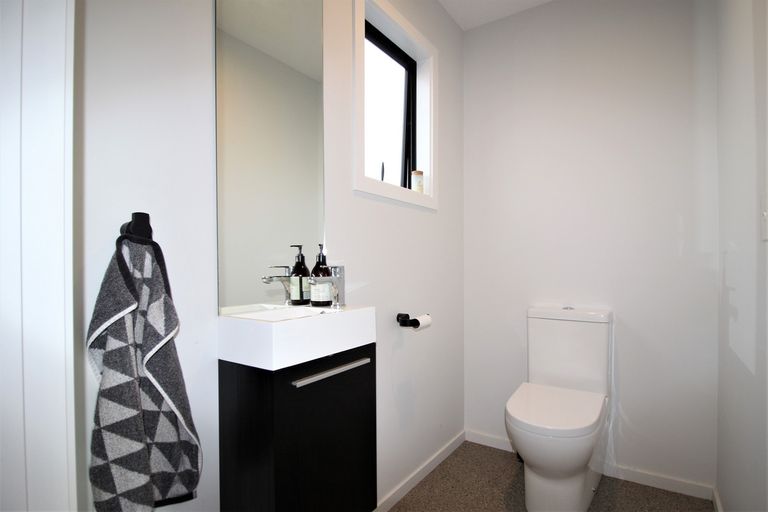 Photo of property in 74 Larch Crescent, Alexandra, 9320