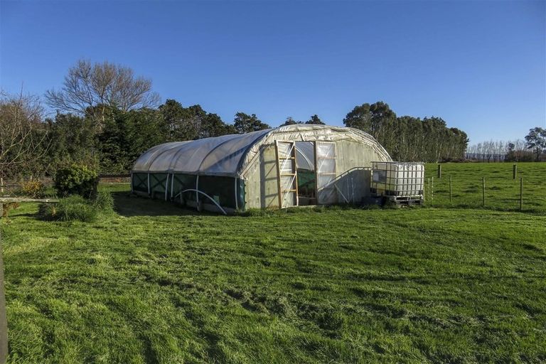 Photo of property in 317 Limestone Plains Road, Thornbury, Otautau, 9683