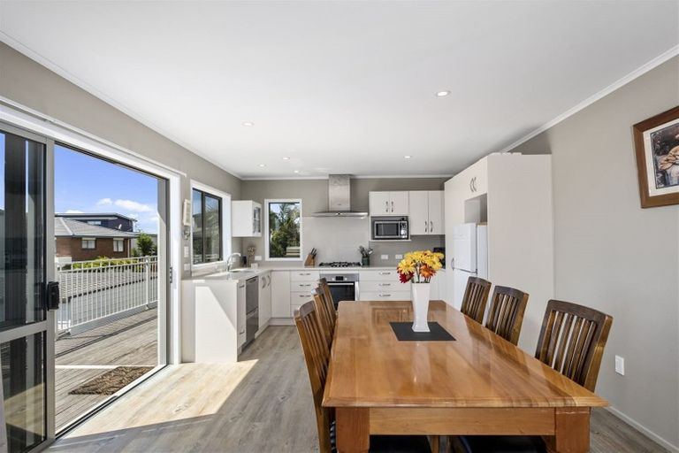 Photo of property in 41b Dickson Road, Papamoa Beach, Papamoa, 3118