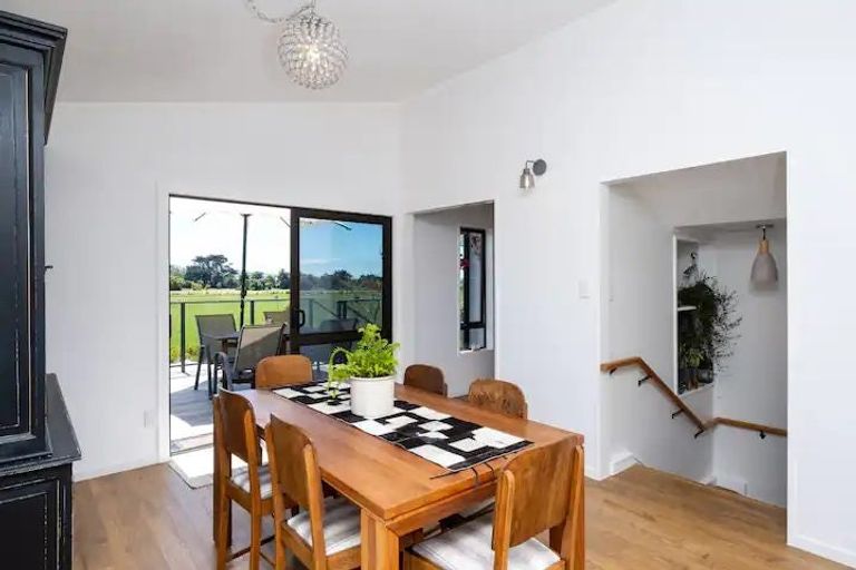 Photo of property in 68 Harper Road, Waimarama, Havelock North, 4294