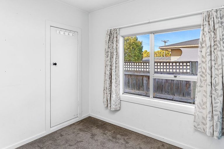 Photo of property in 18 Holdaway Street, Riversdale, Blenheim, 7201