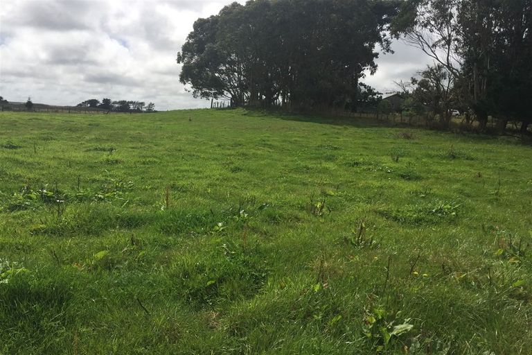 Photo of property in 36 Painua Road, Hokio Beach, Levin, 5571