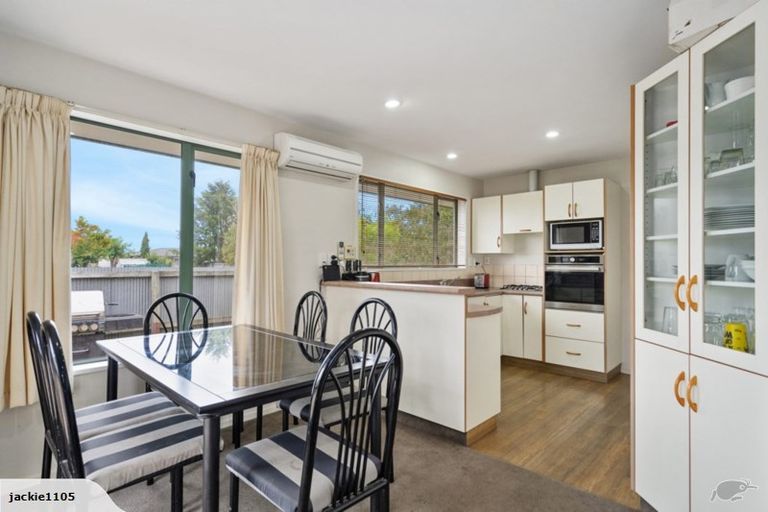 Photo of property in 31 Cossar Street, Burwood, Christchurch, 8083