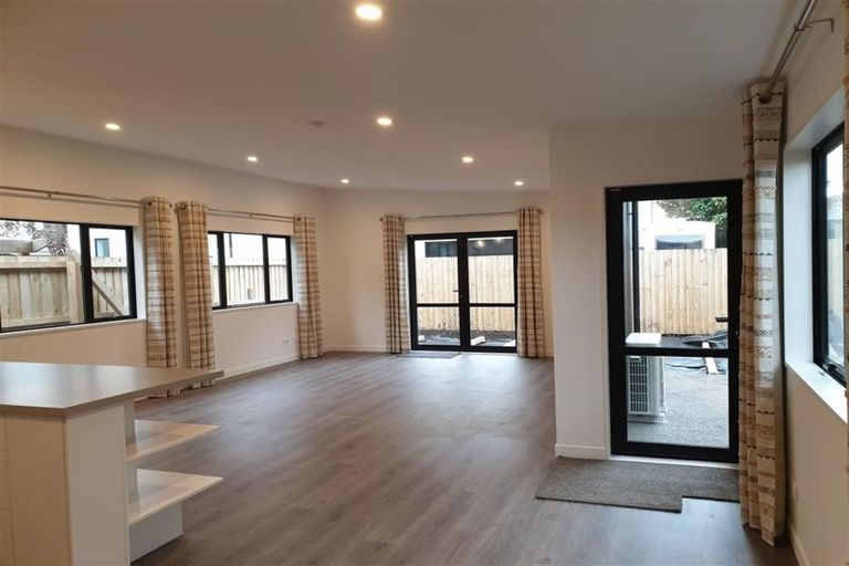 Photo of property in 348 Barbadoes Street, Christchurch Central, Christchurch, 8011