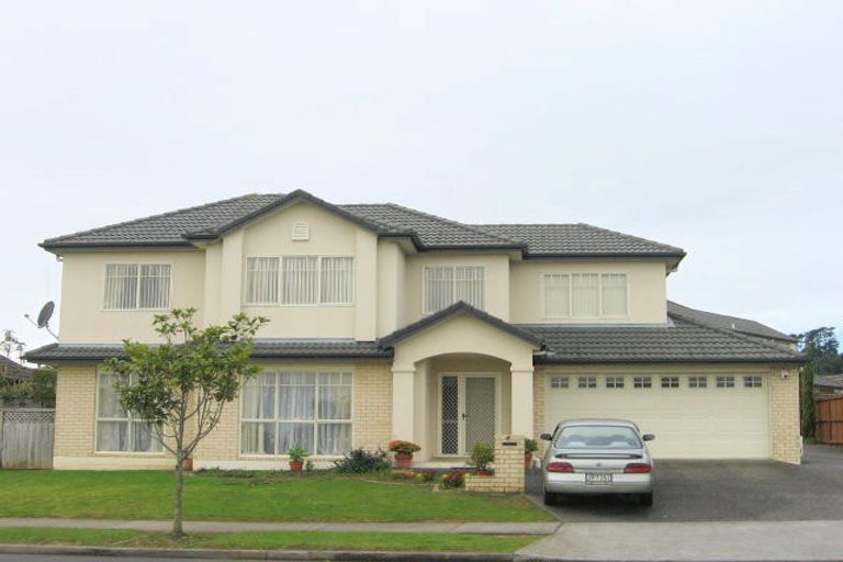 Photo of property in 4 Point View Link, East Tamaki Heights, Auckland, 2016