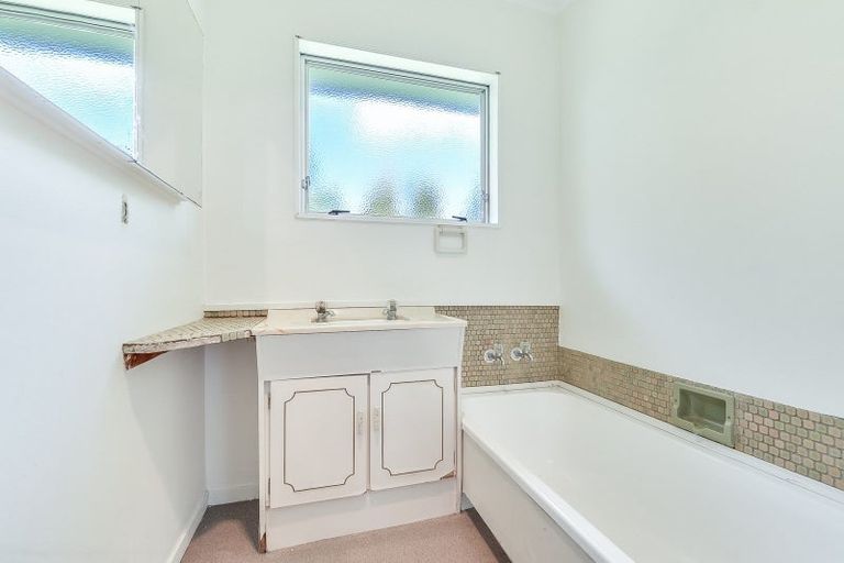 Photo of property in 71a Heath Street, St Andrews, Hamilton, 3200