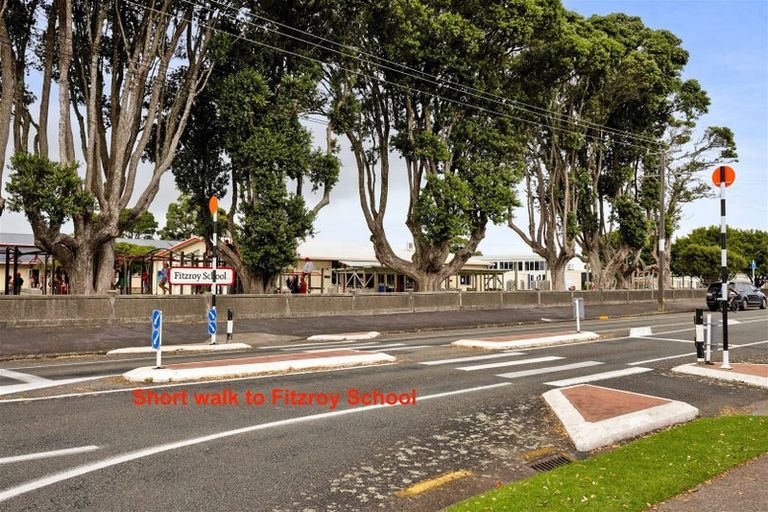 Photo of property in 1/12 Darnell Street, Fitzroy, New Plymouth, 4312