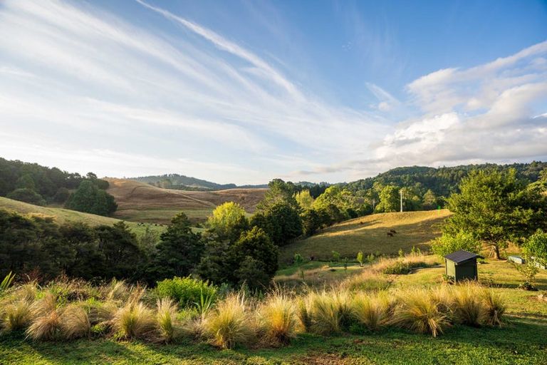 Photo of property in 73 Bayer Road, Puhoi, 0994