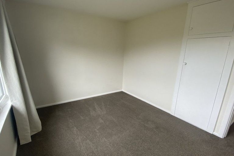 Photo of property in 22 Ramore Place, Redwood, Christchurch, 8051