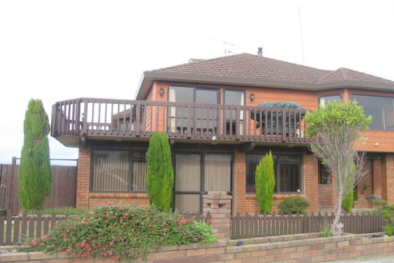 Photo of property in 8 Saint Ives Drive, Camborne, Porirua, 5026