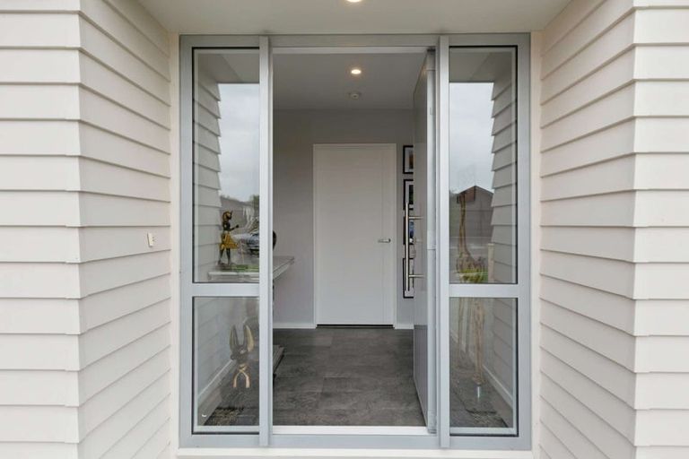 Photo of property in 5 Denton Street, Amberley, 7410