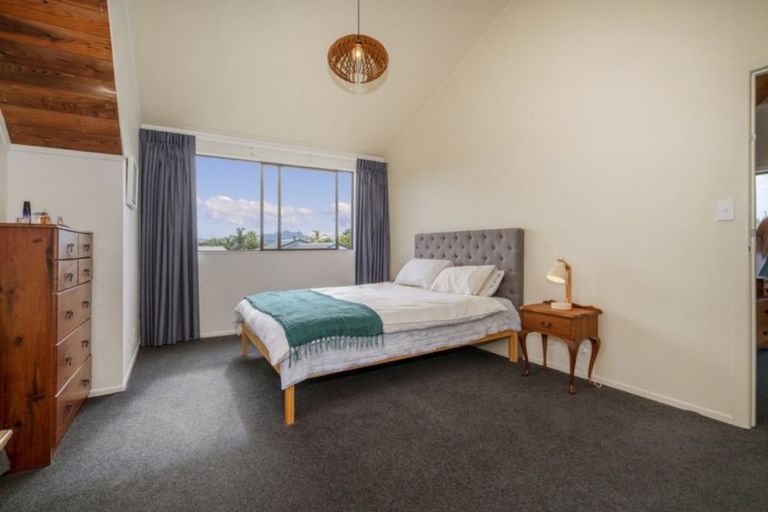 Photo of property in 15 Protea Crescent, Whitianga, 3510