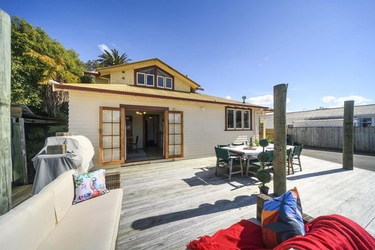 Photo of property in 131 Cook Street, West End, Palmerston North, 4410