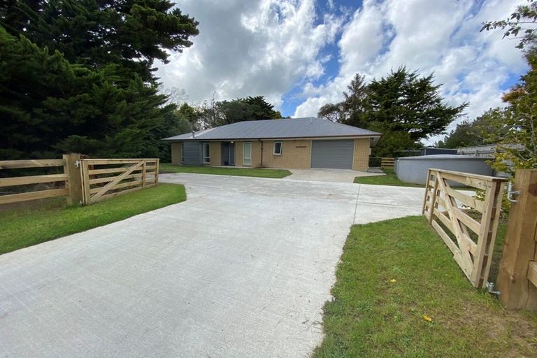 Photo of property in 571 Kelvin Grove Road, Kelvin Grove, Palmerston North, 4470