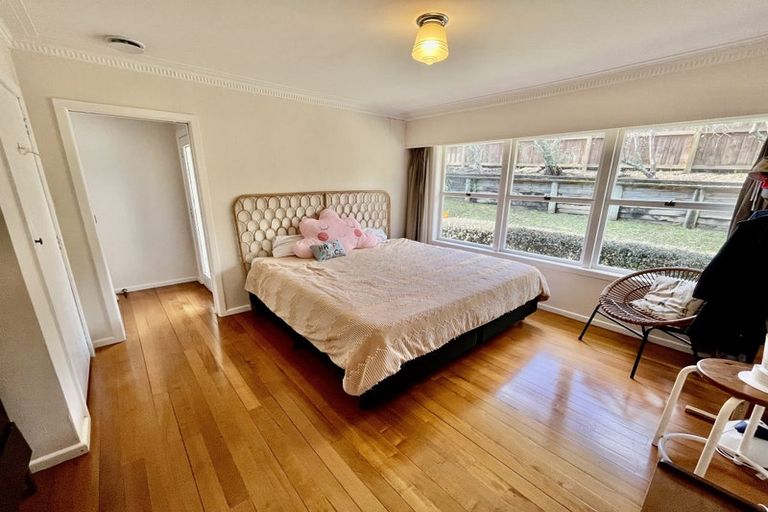Photo of property in 136 Birkenhead Avenue, Birkenhead, Auckland, 0626