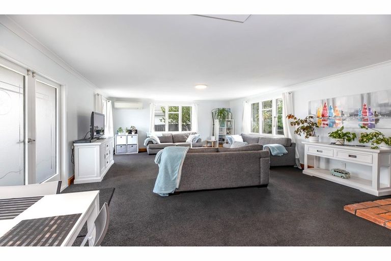 Photo of property in 157 Pine Avenue, South New Brighton, Christchurch, 8062