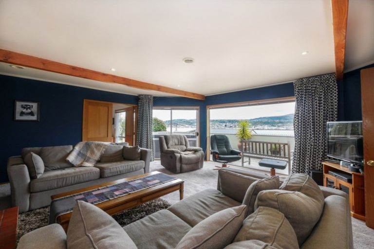 Photo of property in 4 Doon Street, Vauxhall, Dunedin, 9013