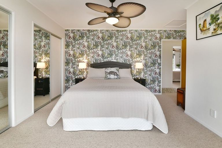 Photo of property in 18 Tamatea Drive, Snells Beach, 0920