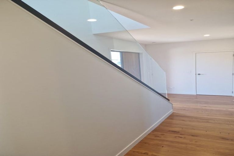 Photo of property in 1335e Papamoa Beach Road, Papamoa Beach, 3118