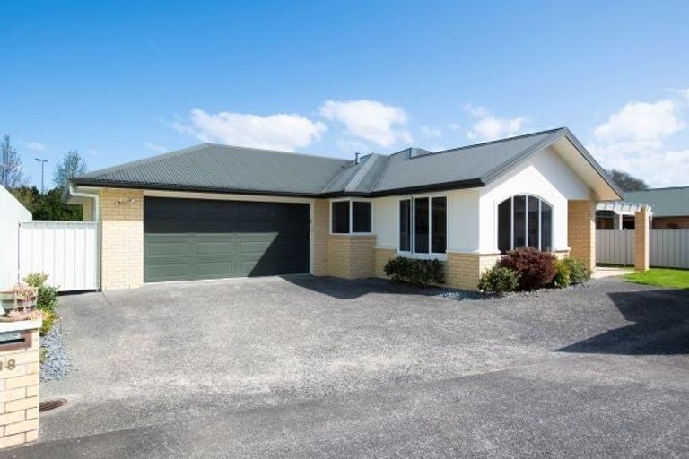 Photo of property in 38 Potae Avenue, Lytton West, Gisborne, 4010