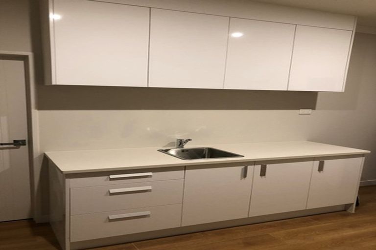 Photo of property in 10 Lavey Road, Flat Bush, Auckland, 2019