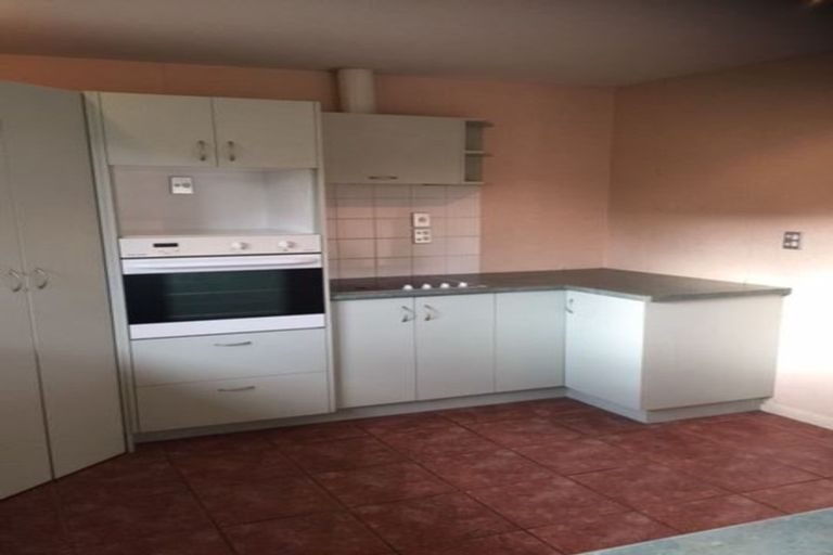 Photo of property in 7 Iroquois Place, Wigram, Christchurch, 8042