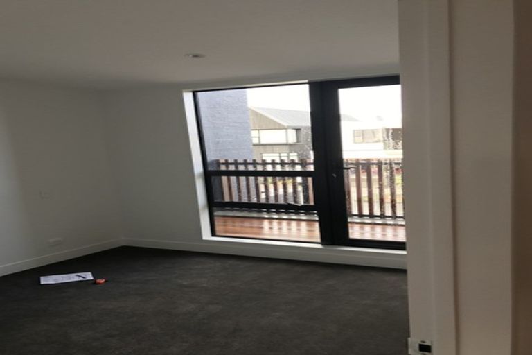 Photo of property in 19 Nevill Road, Hobsonville, Auckland, 0616