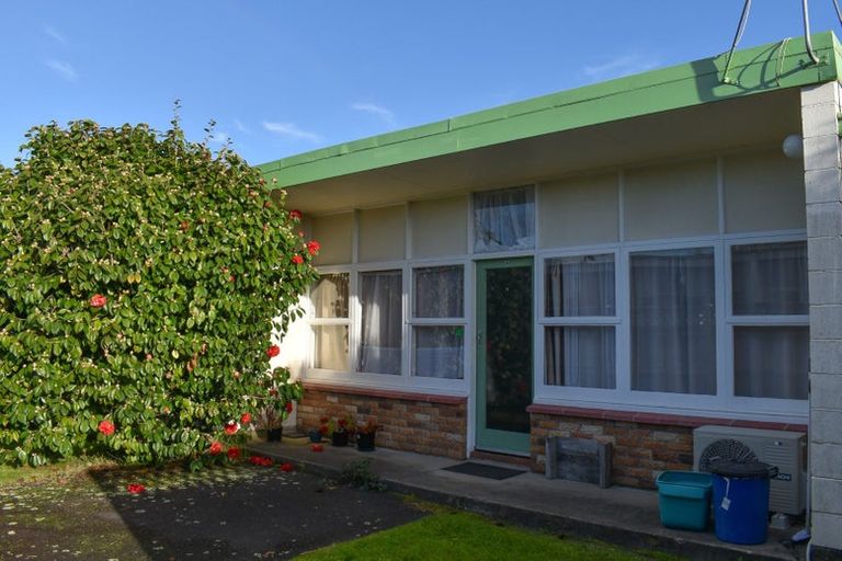Photo of property in 15a Edgecumbe Street, Whitiora, Hamilton, 3200