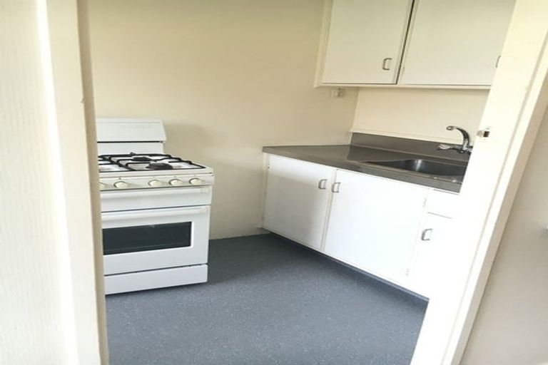 Photo of property in 1/29 Clifton Terrace, Kelburn, Wellington, 6012