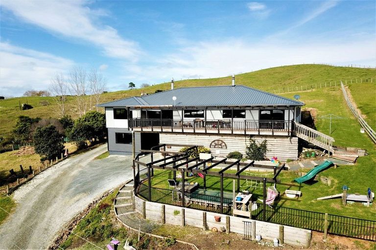 Photo of property in 16 Bennett Street, Port Albert, Wellsford, 0973