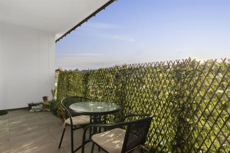 Photo of property in 312/17 Link Crescent, Stanmore Bay, Whangaparaoa, 0932