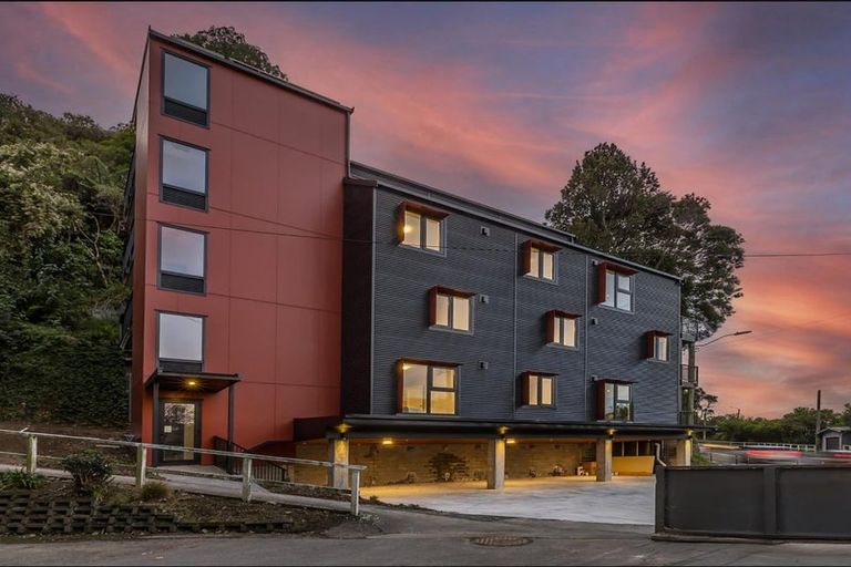 Photo of property in 31 Chaytor Street, Karori, Wellington, 6012