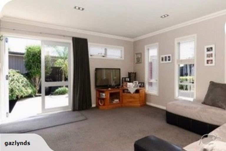 Photo of property in 62d Rototuna Road, Rototuna, Hamilton, 3210