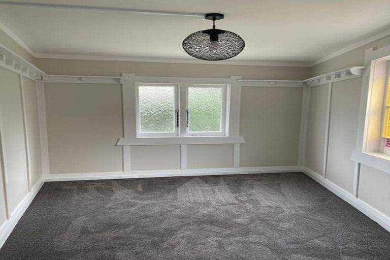 Photo of property in 15 Queens Parade, Devonport, Auckland, 0624