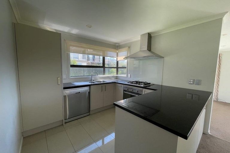 Photo of property in 20 Hirimate Place, Flat Bush, Auckland, 2019