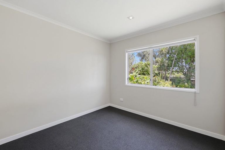 Photo of property in 47 Taihiki Road, Clarks Beach, 2122