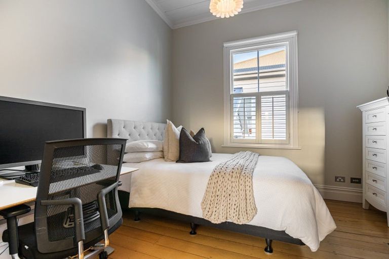 Photo of property in 16 Calliope Road, Devonport, Auckland, 0624