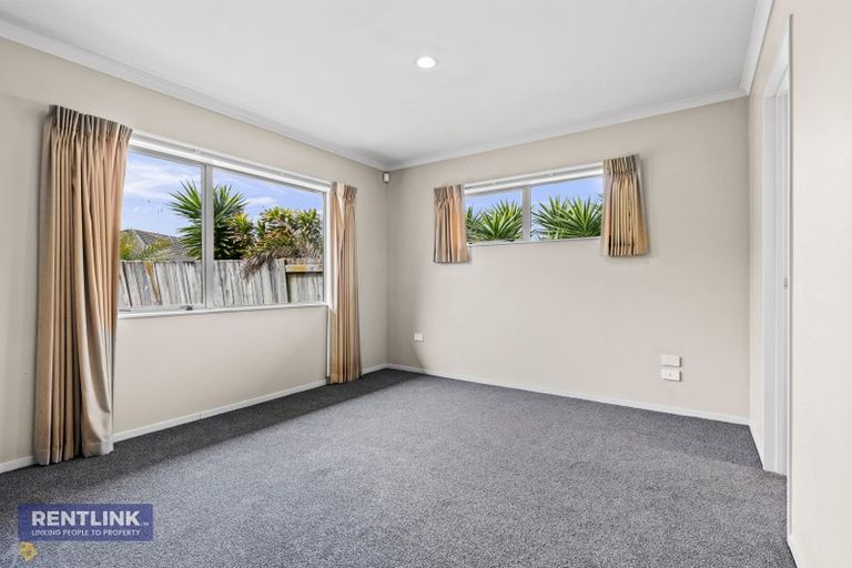 Photo of property in 31 Grabella Place, Papamoa Beach, Papamoa, 3118