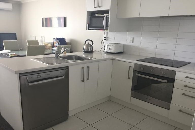 Photo of property in 8/43 Waltham Road, Sydenham, Christchurch, 8023