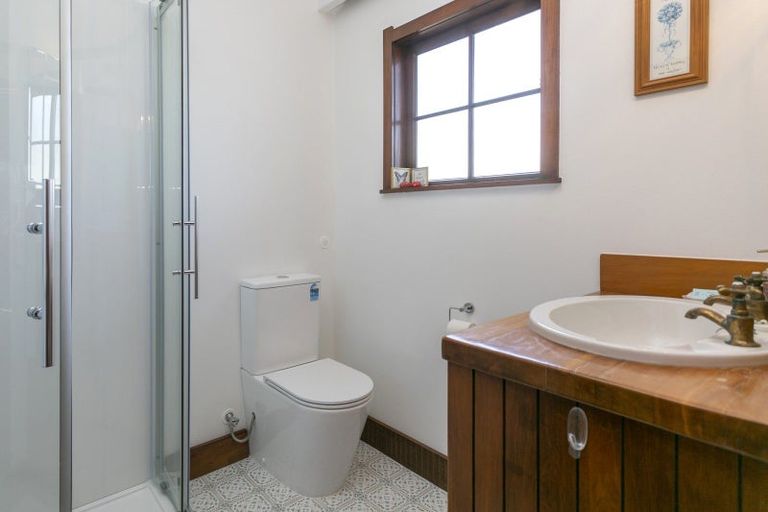 Photo of property in 61 Chesham Avenue, Waipahihi, Taupo, 3330