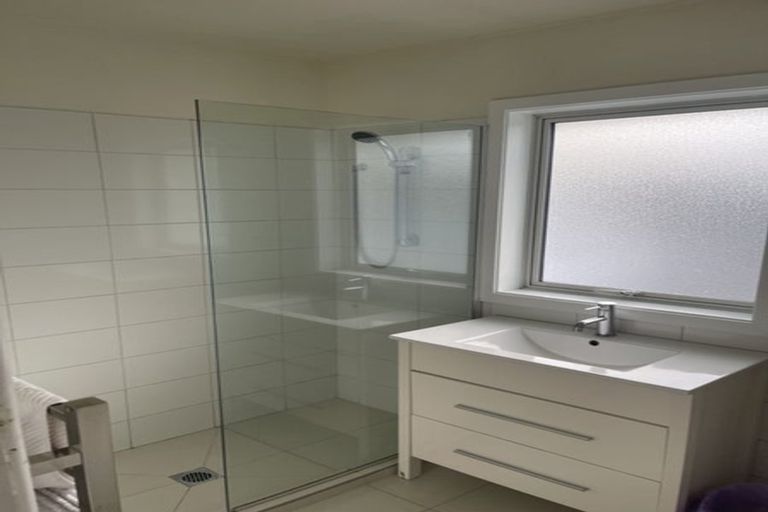 Photo of property in 70 Browns Road, St Albans, Christchurch, 8014