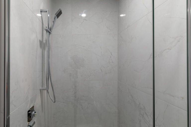 Photo of property in 12 Tuputupu Drive, Kumeu, 0810