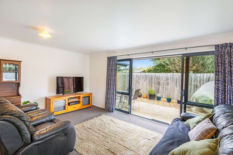 Photo of property in 15 Church Street, Oxford, 7430