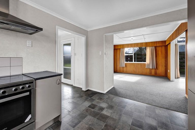 Photo of property in 9 Caplen Street, Hawera, 4610