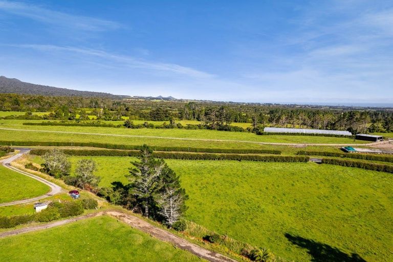 Photo of property in 2175 Egmont Road, Kaimiro, 4386